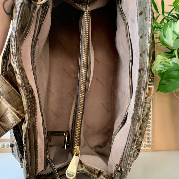 HTF Brahmin Laura satchel EUC - Picture 6 of 9